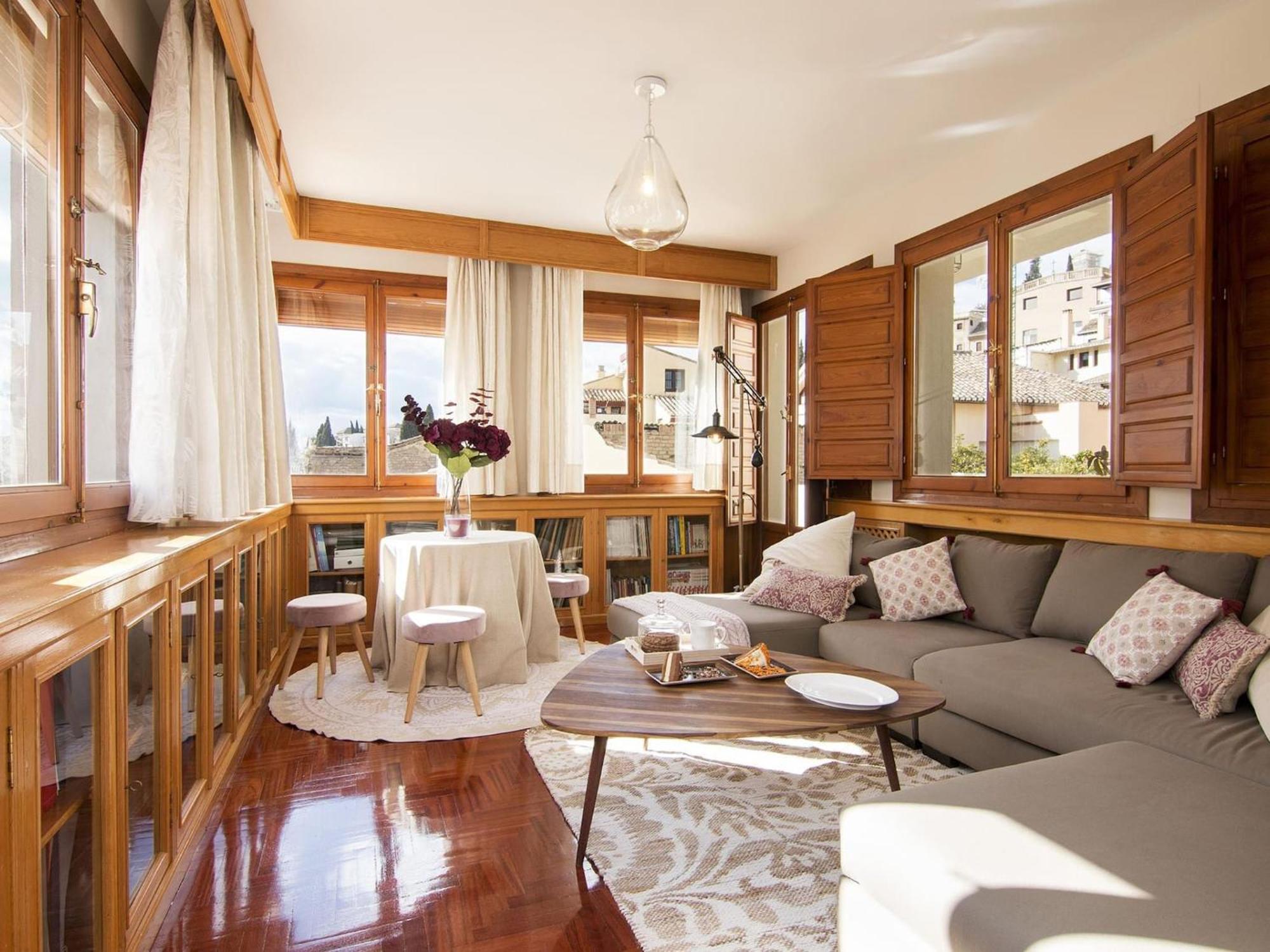 Alhambra Duplex Penthouse *